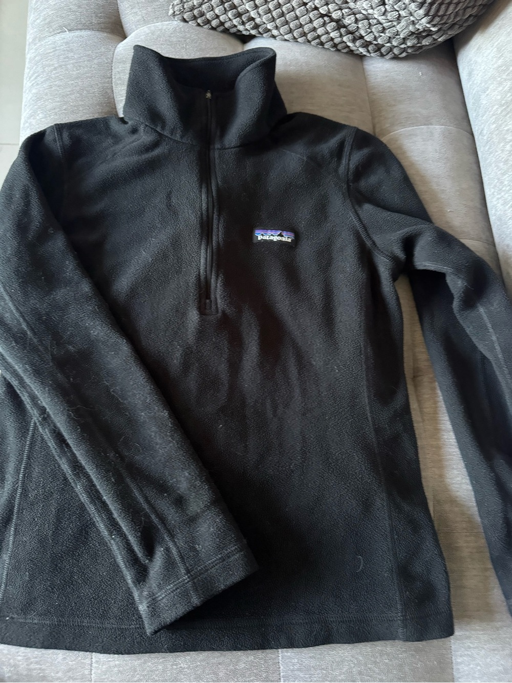 Patagonia Black  Half-Zip Fleece Pullover